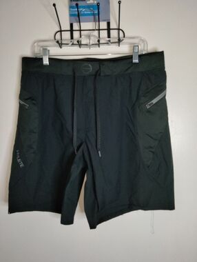 Hylete (Size XL) Men's Black Nylon Blend Slip & Zip Pockets Athletic Shorts